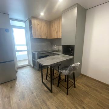 Залізнична вул., 9-Л