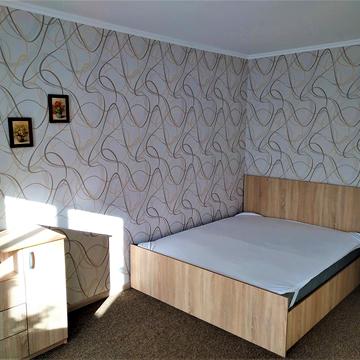 Василя Касіяна вул., 2-Б