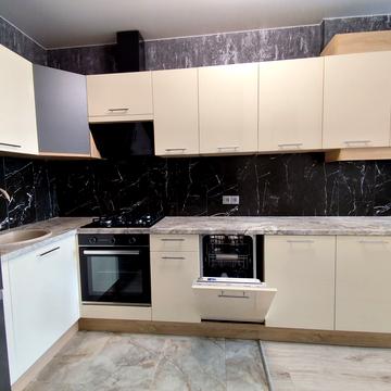 Дениса Січинського вул., 2а