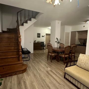 Василя Стуса вул. (Островського), 24