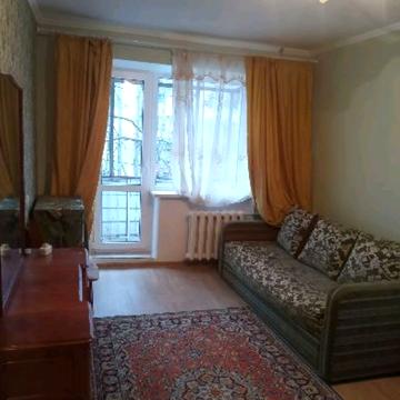 Героїв Крут вул. (Валентини Терешкової), 2