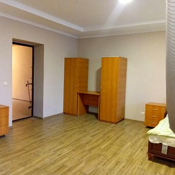 Борщагівська вул., 143-Б