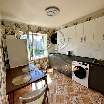 Вадима Гетьмана вул., 22-Б