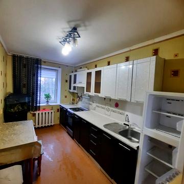 Віталія Блажка вул., 18