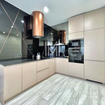 Професорська вул., 12