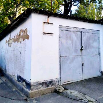 Обсерваторна вул., 1/2