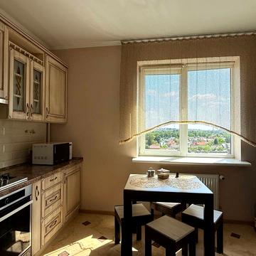 Петра Калнишевського вул., 3