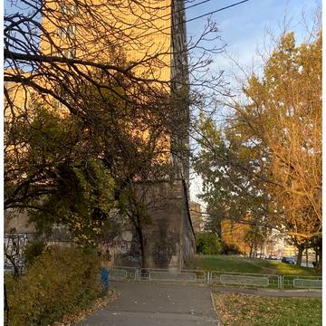 Лесі Українки бульв., 36-Б