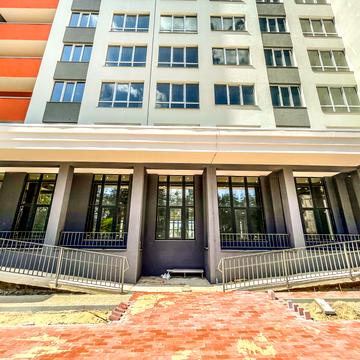 Університетська вул., (Будинок)