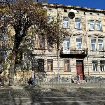 Тараса Шевченка вул., 18