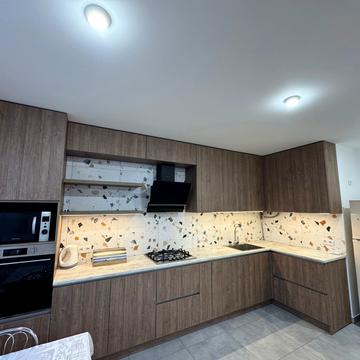 Винна Гора вул., 28