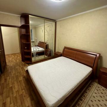 Артеківська вул., 14