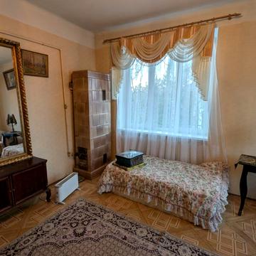 Іллі Ріпина вул., 6