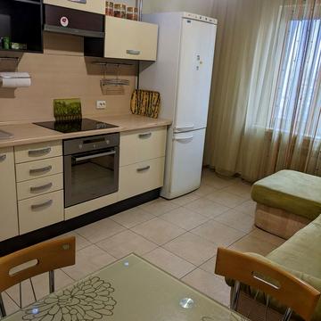 Петра Григоренка просп., 14