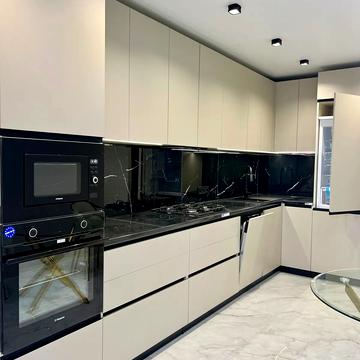 Флотська вул., 10Б