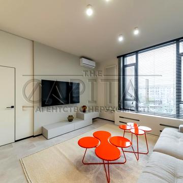 Василя Тютюнника вул. (Анрі Барбюса), 39