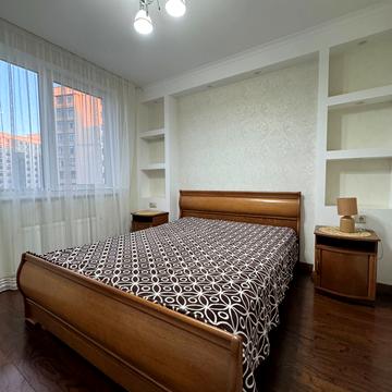 Перлинна вул., 7