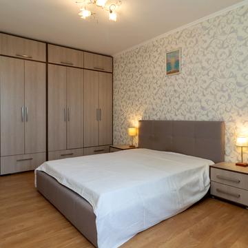 Олевська вул., 7