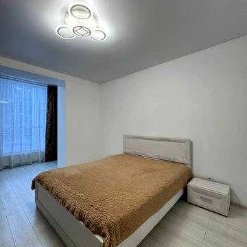 Богдана Хмельницького  вул., 230а