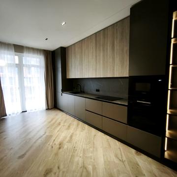 Словянська набережна вул., 21-А