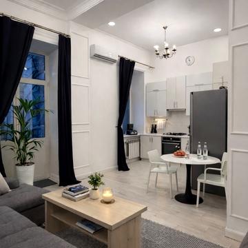 Володимирська вул., 19-А