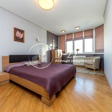 Єлизавети Чавдар вул., 5