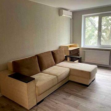 Санаторна вул., 18