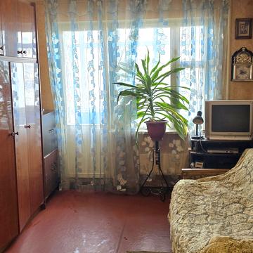 Василя Стуса вул., 44