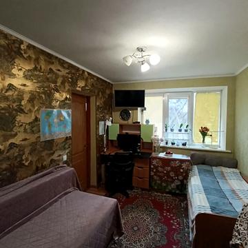 Докучаєва вул., 11