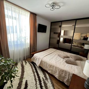 Зелена вул., 204б