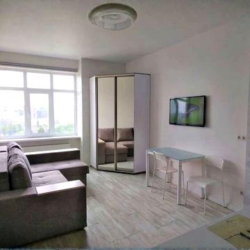 Євгена Коновальця вул. (Щорса), 36-Е