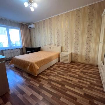 Драгоманова вул., 31