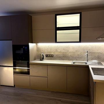 Віктора Некрасова вул. (Північно-Сирецька), 10