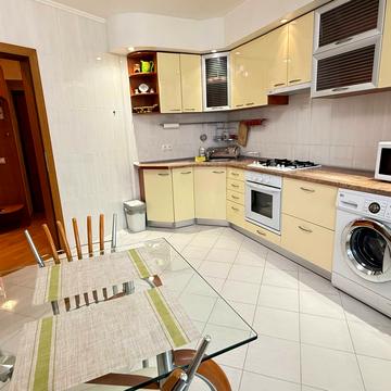 Наукова вул., 43а