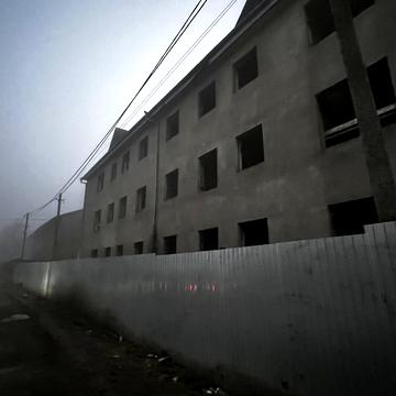 Череповецька вул., 5