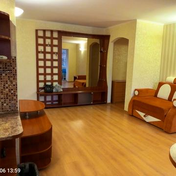 Лесі Українки просп. (Гагаріна), 27а