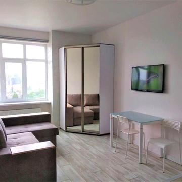 Євгена Коновальця вул. (Щорса), 36-Е