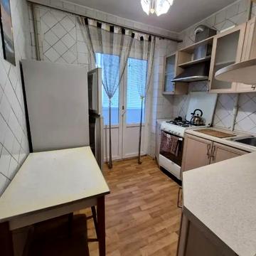 Бориса Мозолевського вул. (Корнійчука), 13