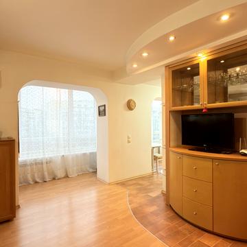 Чоколівський бульв., 19