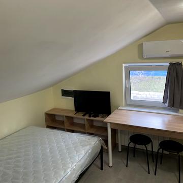 Єлизавети Чавдар вул., 3