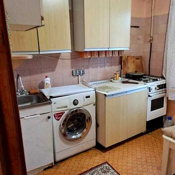 Левка Лукяненка вул. (Маршала Тимошенка), 3