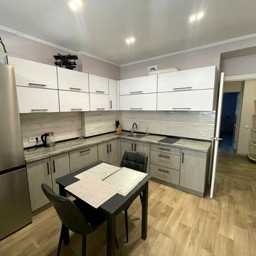 Миколи Різоля вул. (Маршала Судця), 42