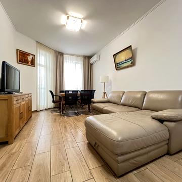 Вінстона Черчилля вул. (Червоноткацька), 43