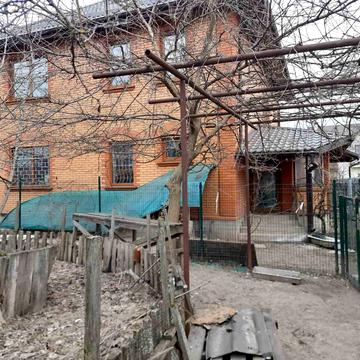 Вячеслава Чорновола вул., 11