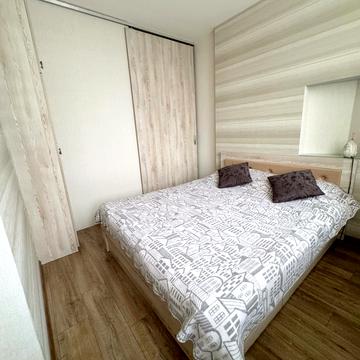 Завальна вул., 10-В