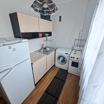 Зої Гайдай вул., 10