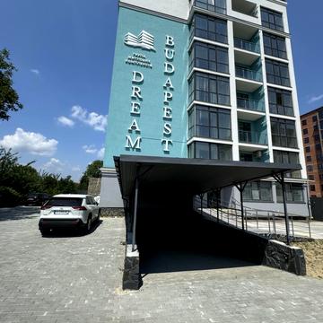 Ілони Зріні вул., 67