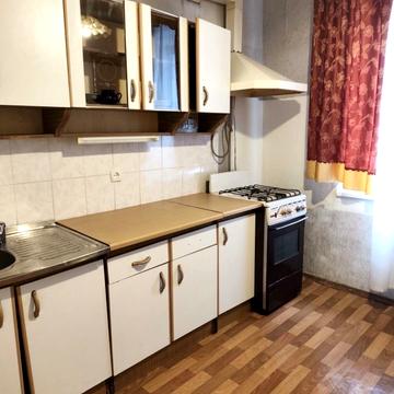 Партизанська вул., 23