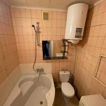 Осіння вул., 9-Б