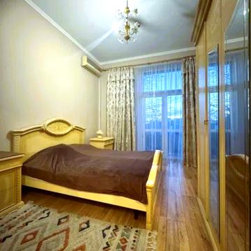 Івана Франка вул., 9